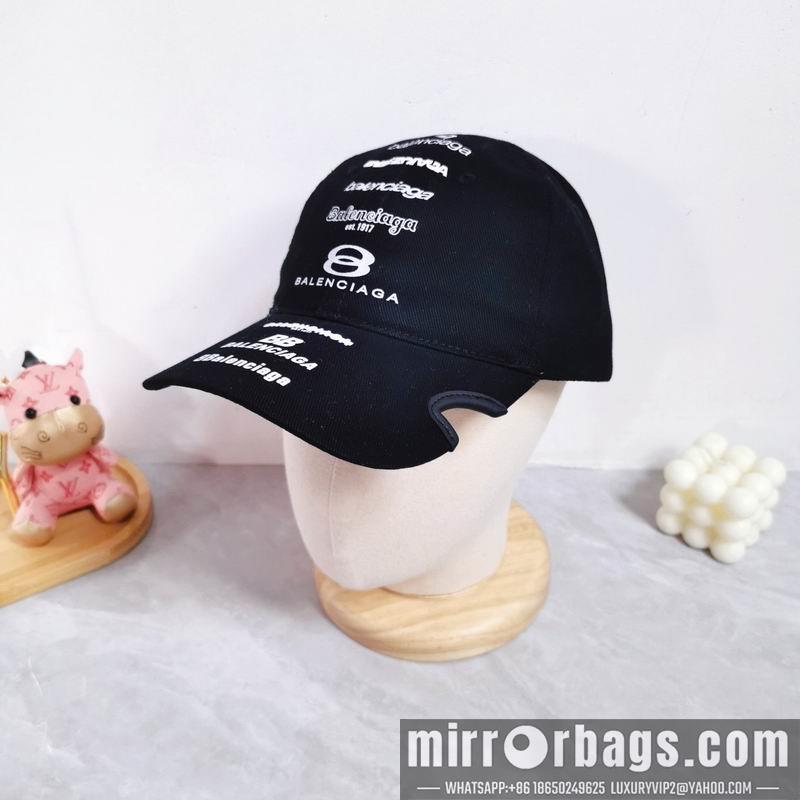 Balenciaga Hat dx39