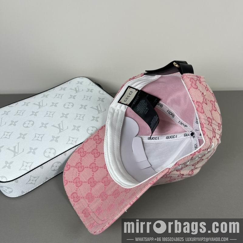 Gucci Hat dx38