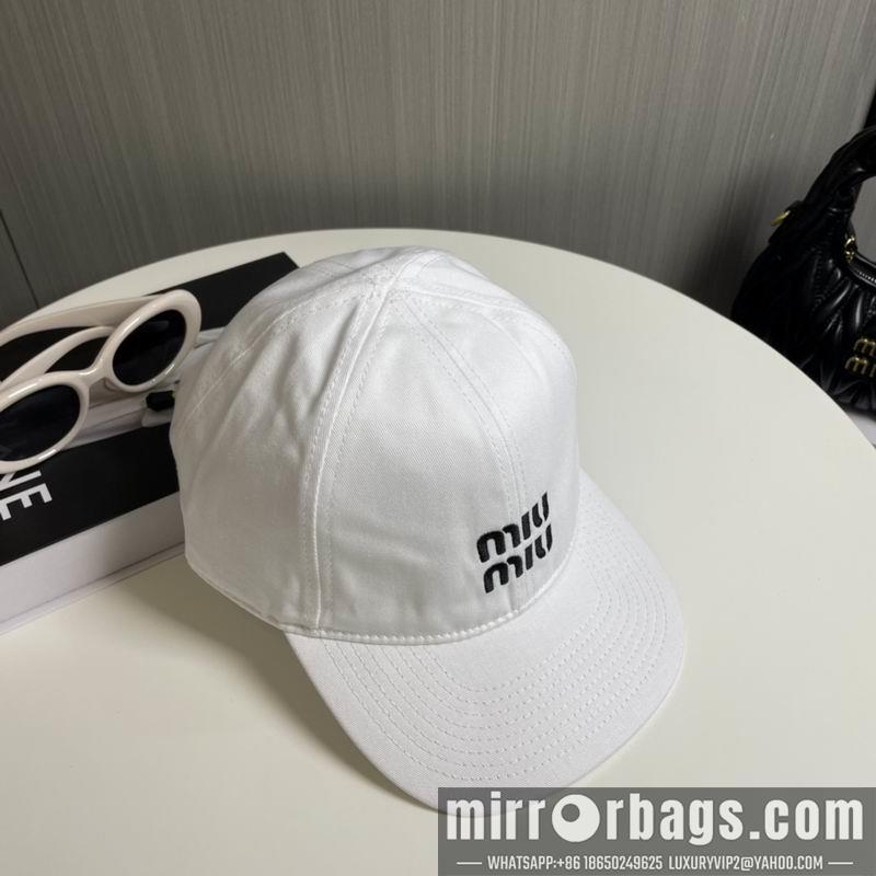 Miumiu Hat 091404