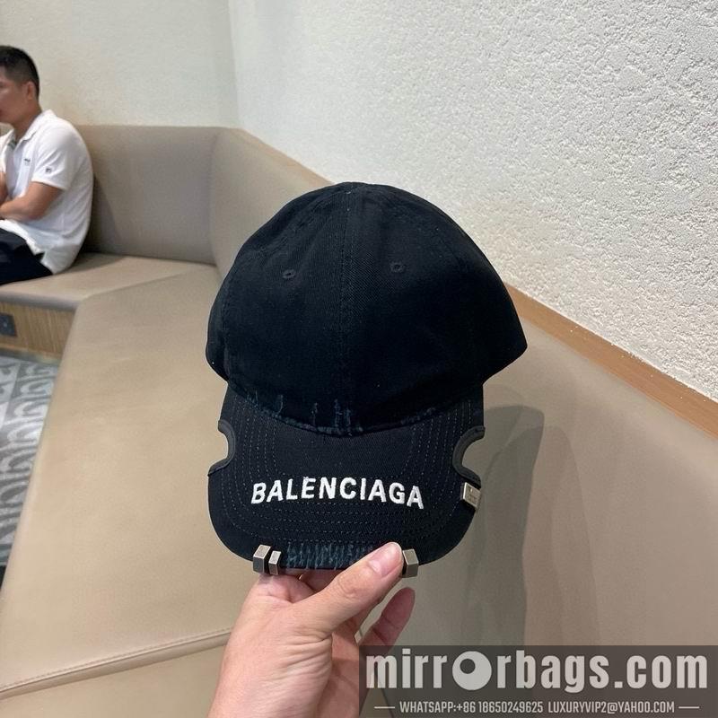 Balenciaga Hat 081802