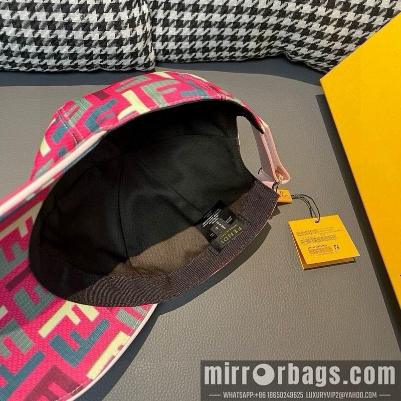 Fendi Hat dx72