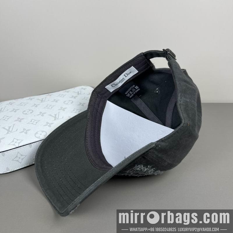 Dior Hat dx07