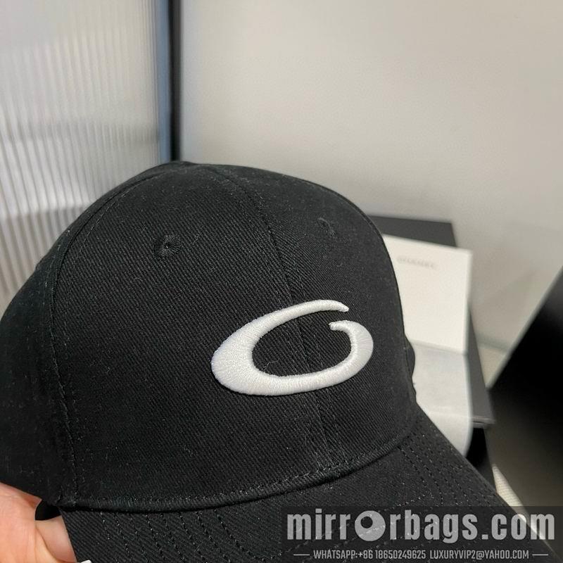 Balenciaga Hat dx42