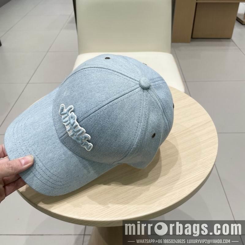 LV Hat 041403