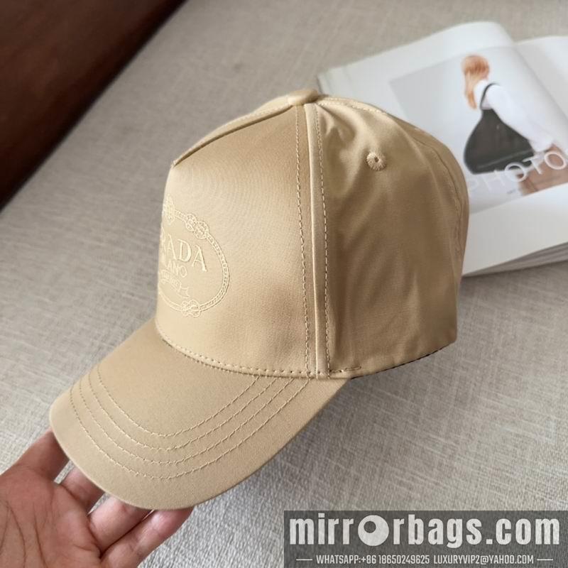 Prada Hat dx15
