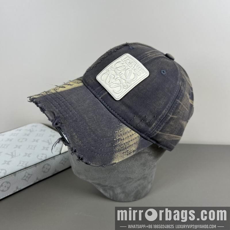 Loewe Hat dx42