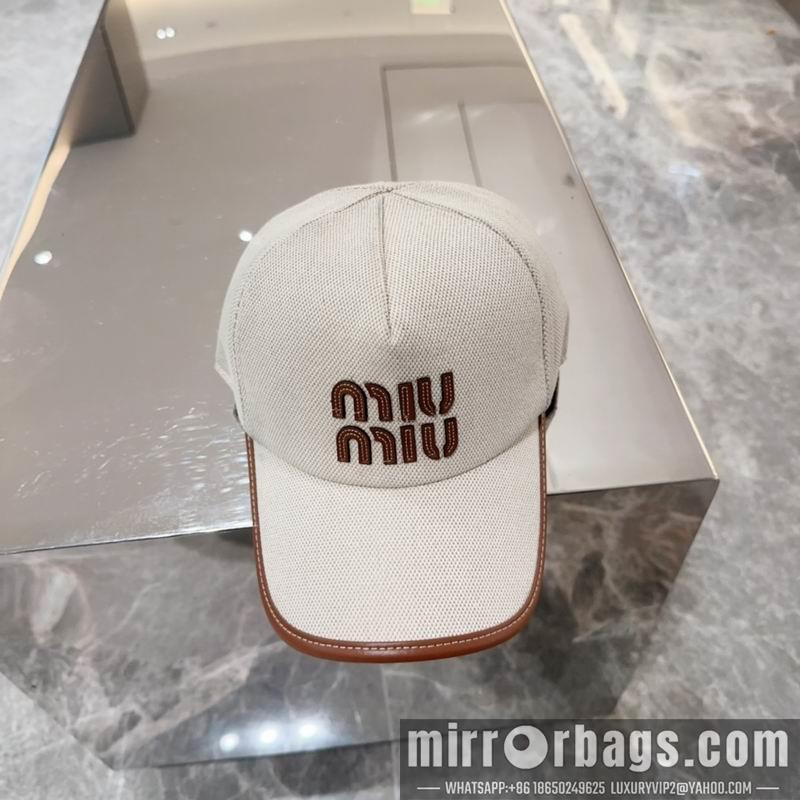 Miumiu Hat dx40