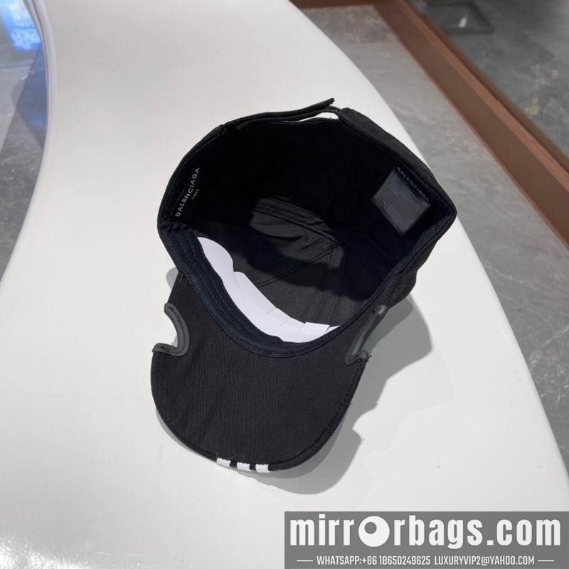 Balenciaga Hat 082602