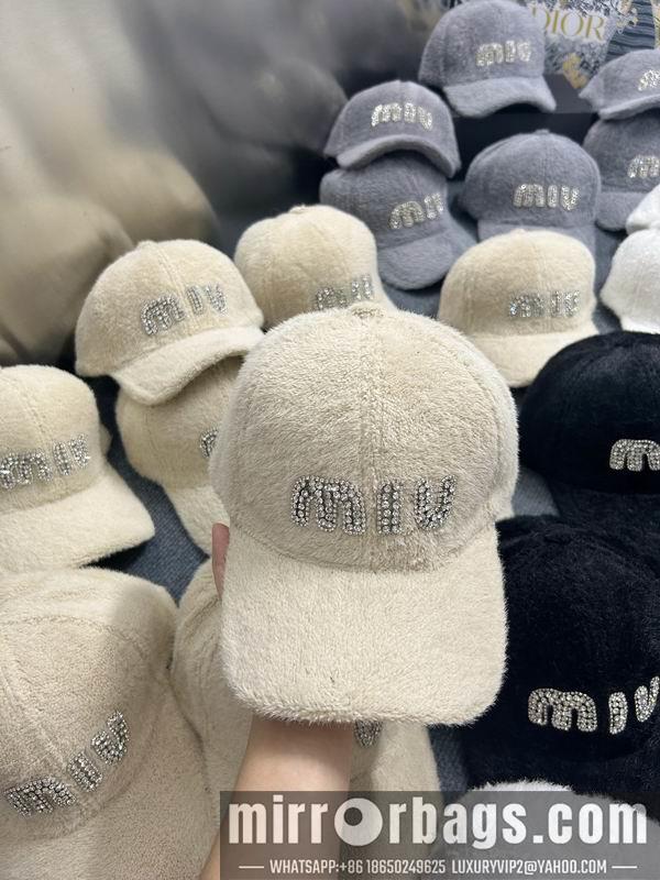 Miumiu Hat dx89