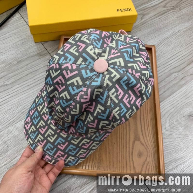 Fendi Hat dx105