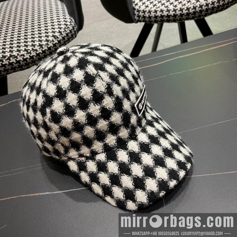 LV Hat 122804