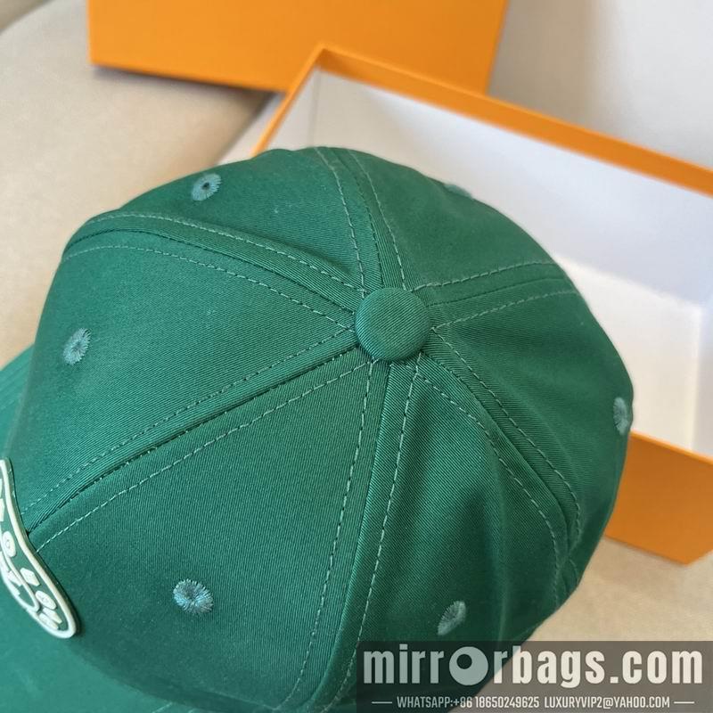 LV Hat dx66