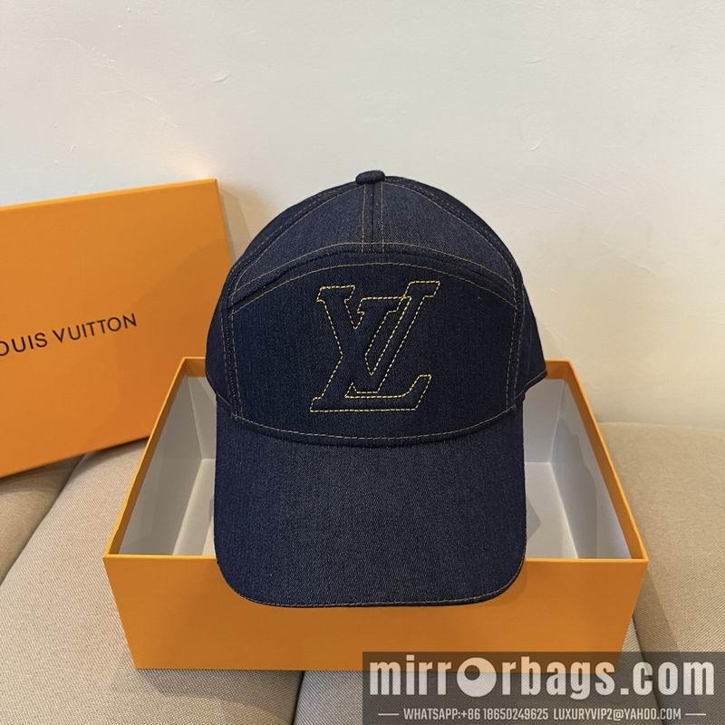 LV Hat dx32