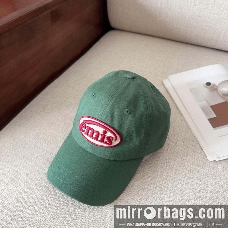 Emis Hat dx01