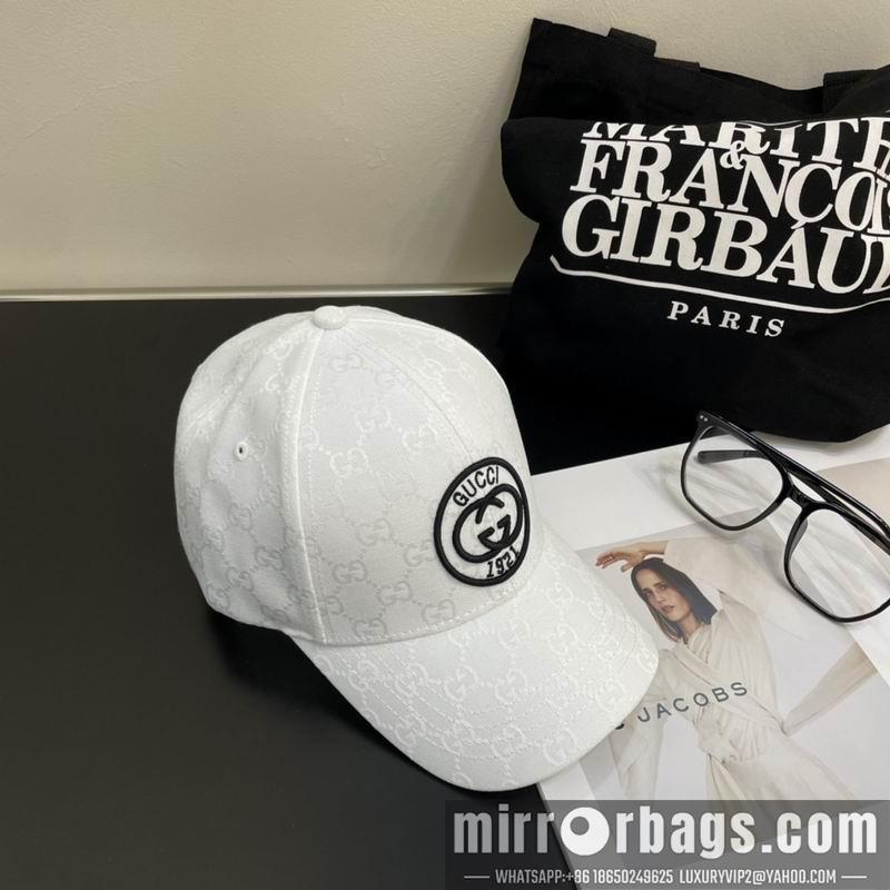 Gucci Hat dx30