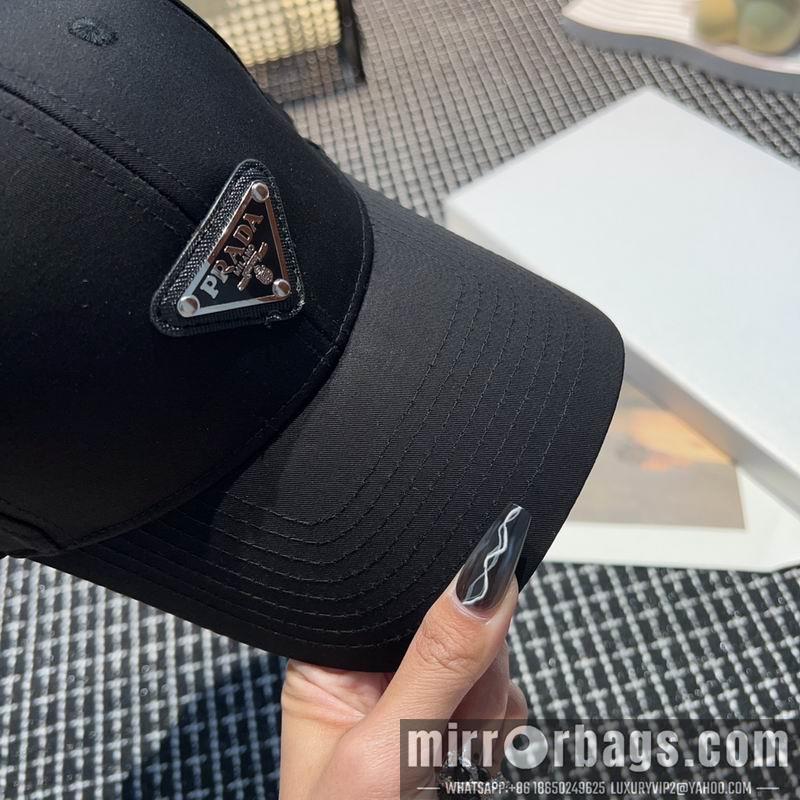 Prada Hat dx01