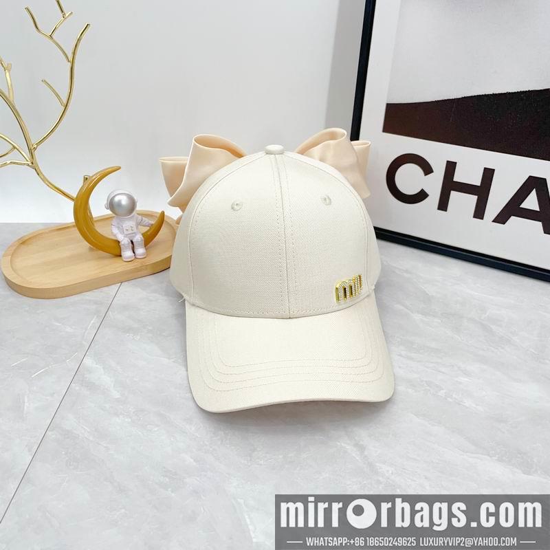 Miumiu Hat dx08