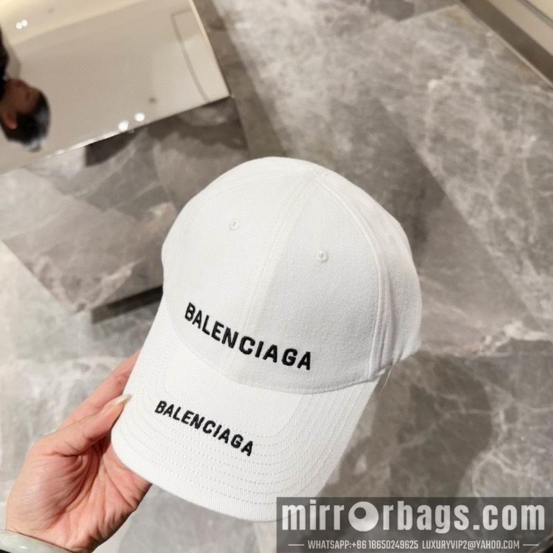 Balenciaga Hat 072301