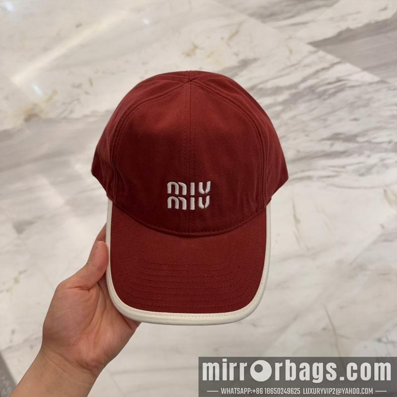 Miumiu Hat dx36