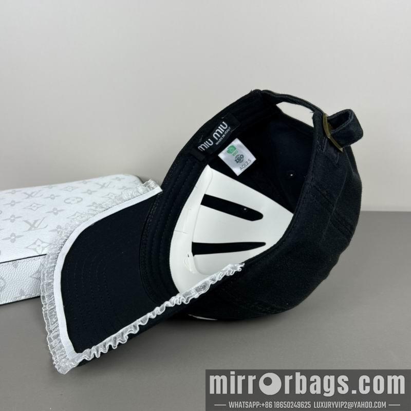 Miumiu Hat dx14