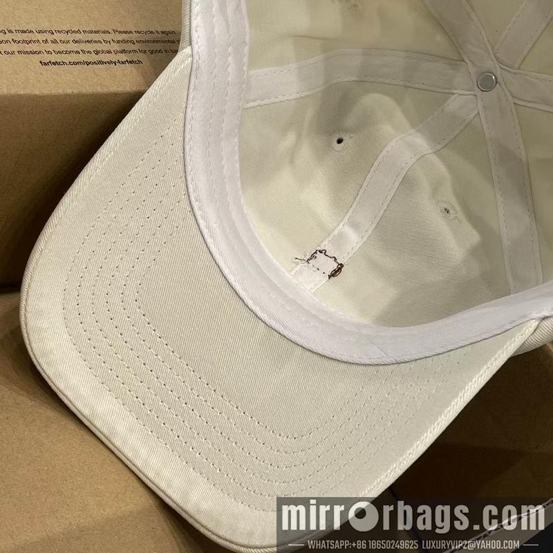Acne Hat dx08