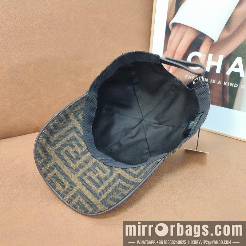 Fendi Hat dx46