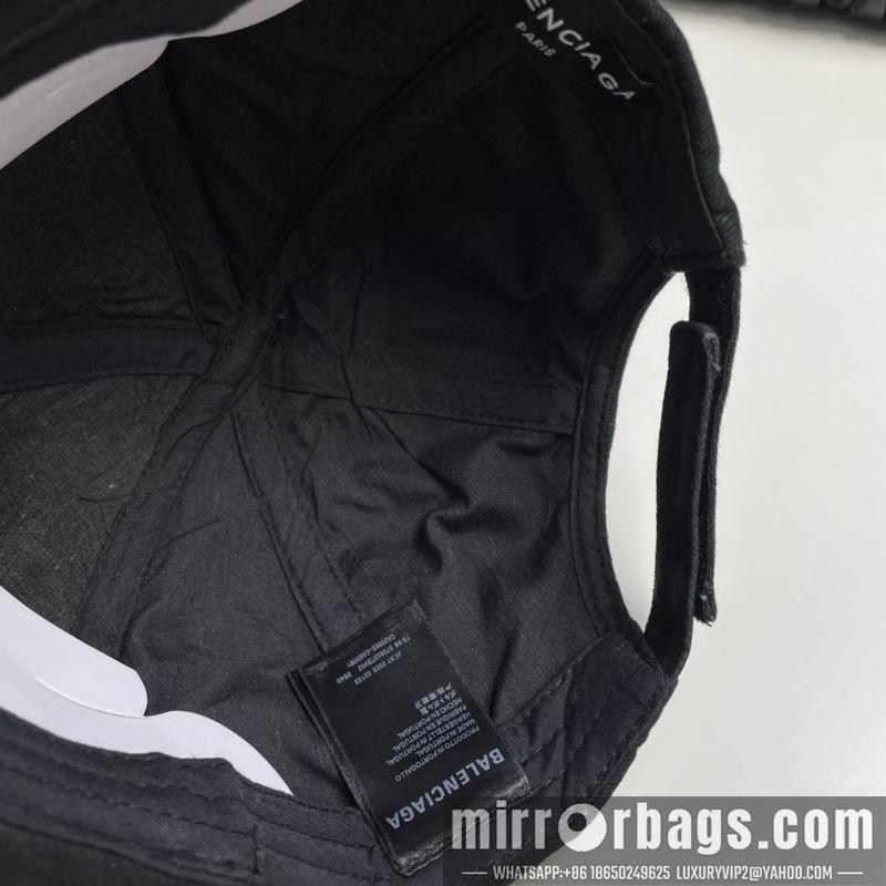 Balenciaga Hat 010201