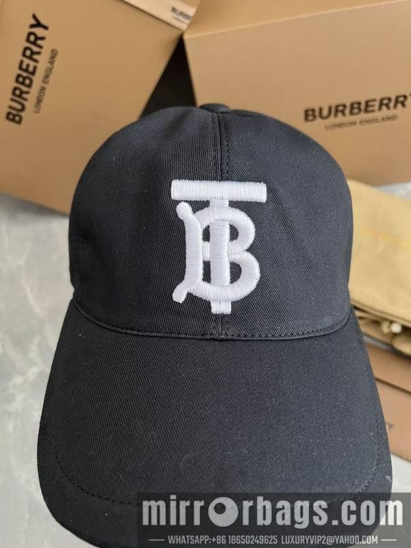 Burberry Hat dx40