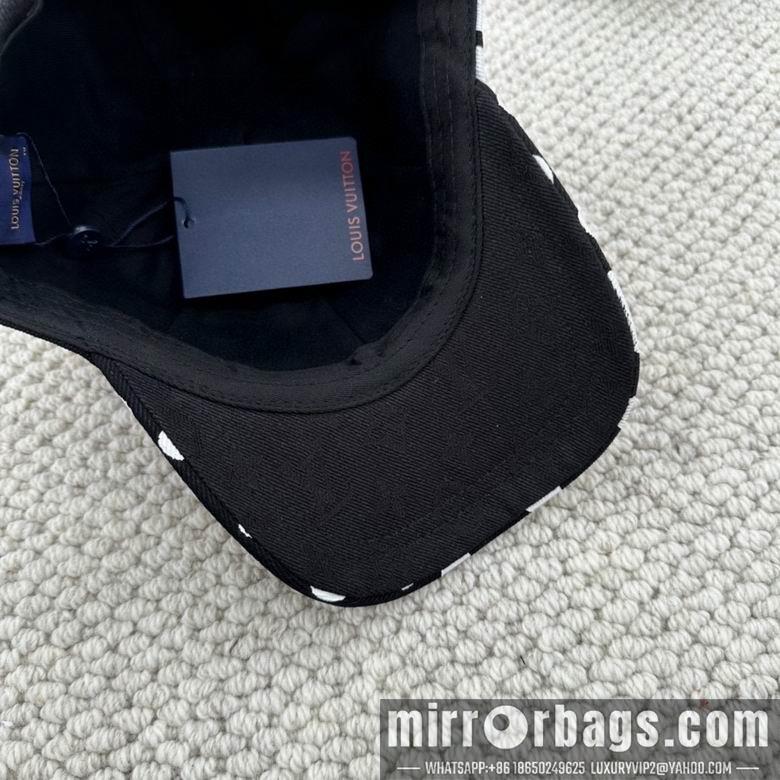 LV Hat dxn22