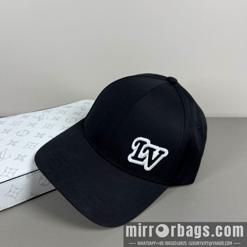 LV Hat dx16