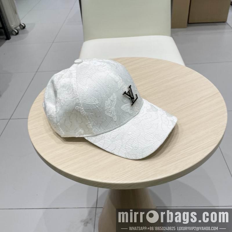 LV Hat 041402