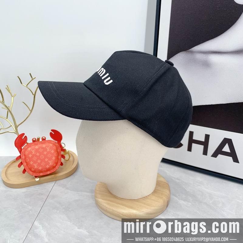 Miumiu Hat dx03