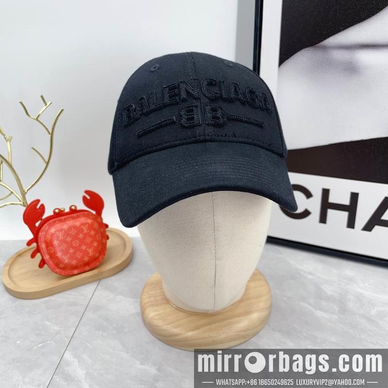 Balenciaga Hat dx03