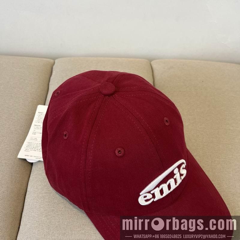 Emis Hat dx08