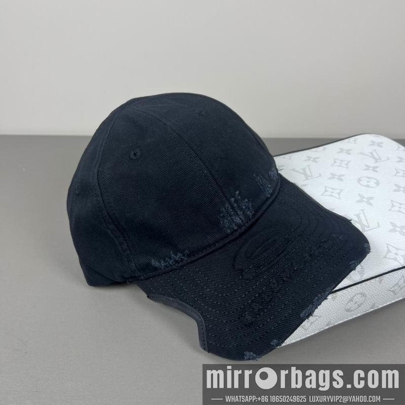 Balenciaga Hat 021003
