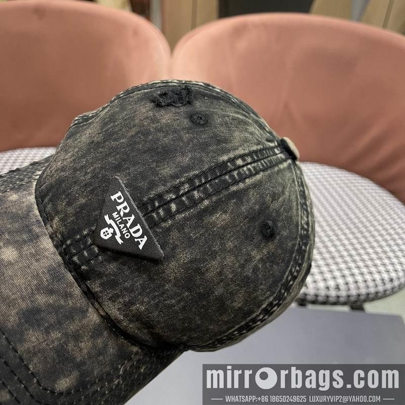 Prada Hat 040204