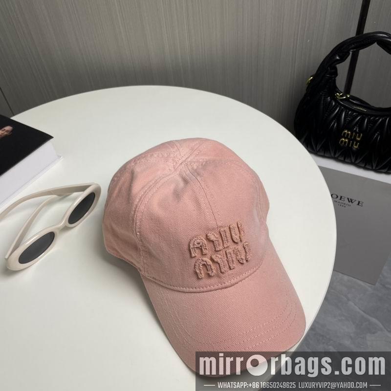 Miumiu Hat 072802