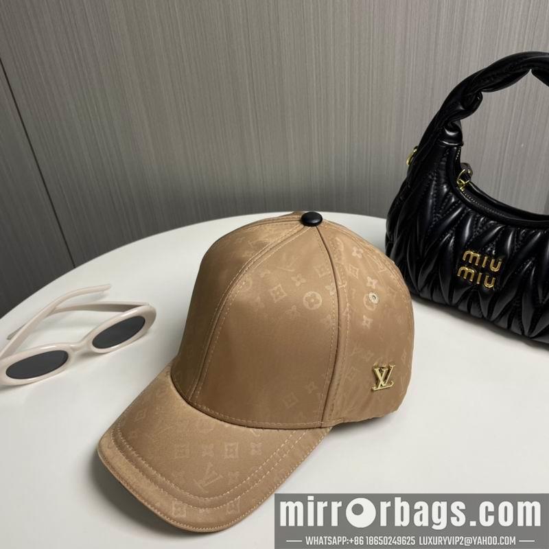 LV Hat 081802