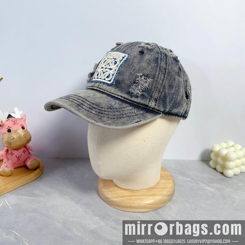Loewe Hat dx12
