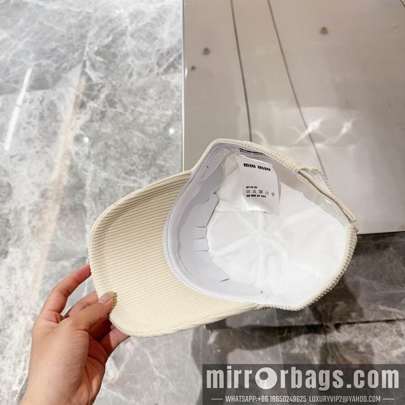 Miumiu Hat dx83