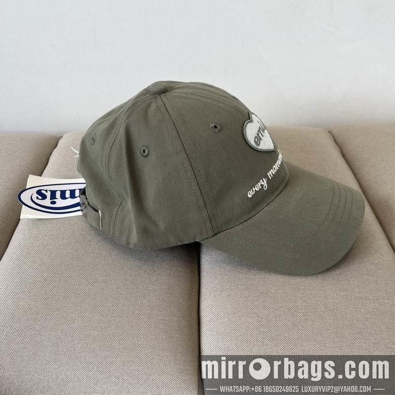 Emis Hat dx07
