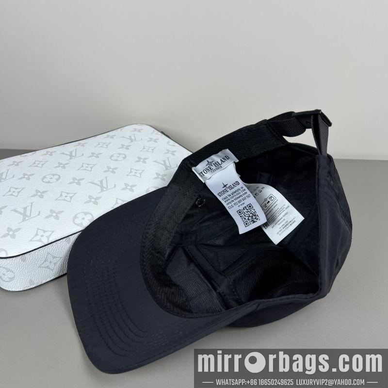Stone Island Hat dx02