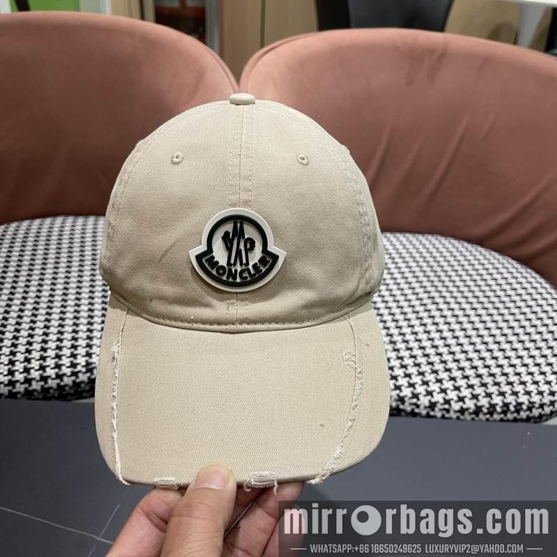 Moncler Hat 041402