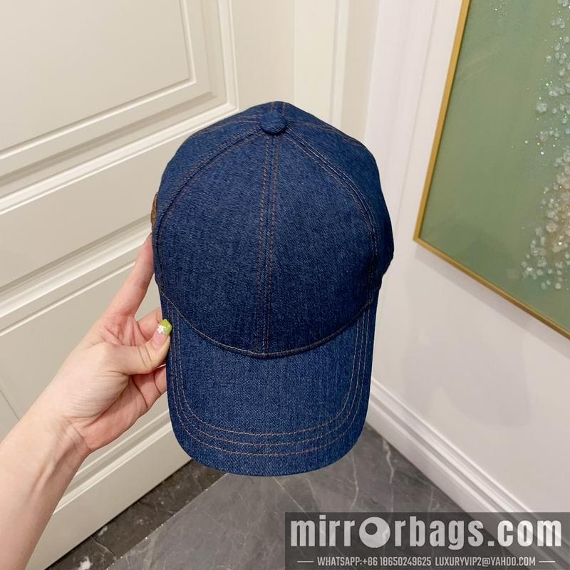 Miumiu Hat dx36