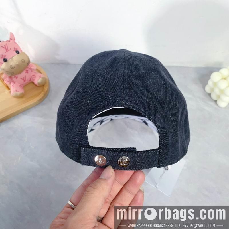 Chanel Hat dx19