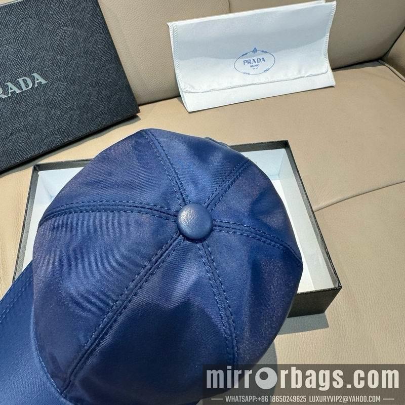 Prada Hat dx64