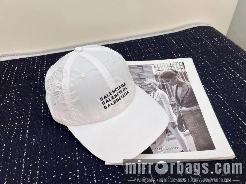 Balenciaga Hat dx107