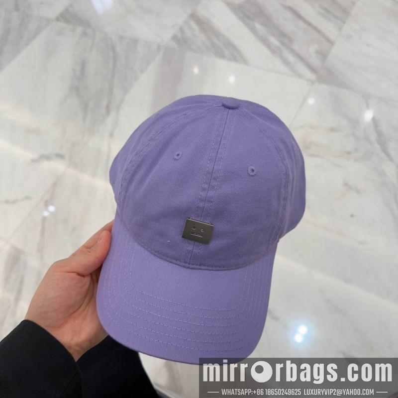 Acne Hat dx20