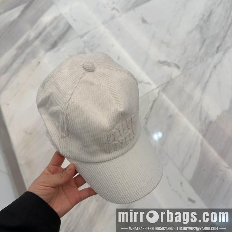 Miumiu Hat dx37