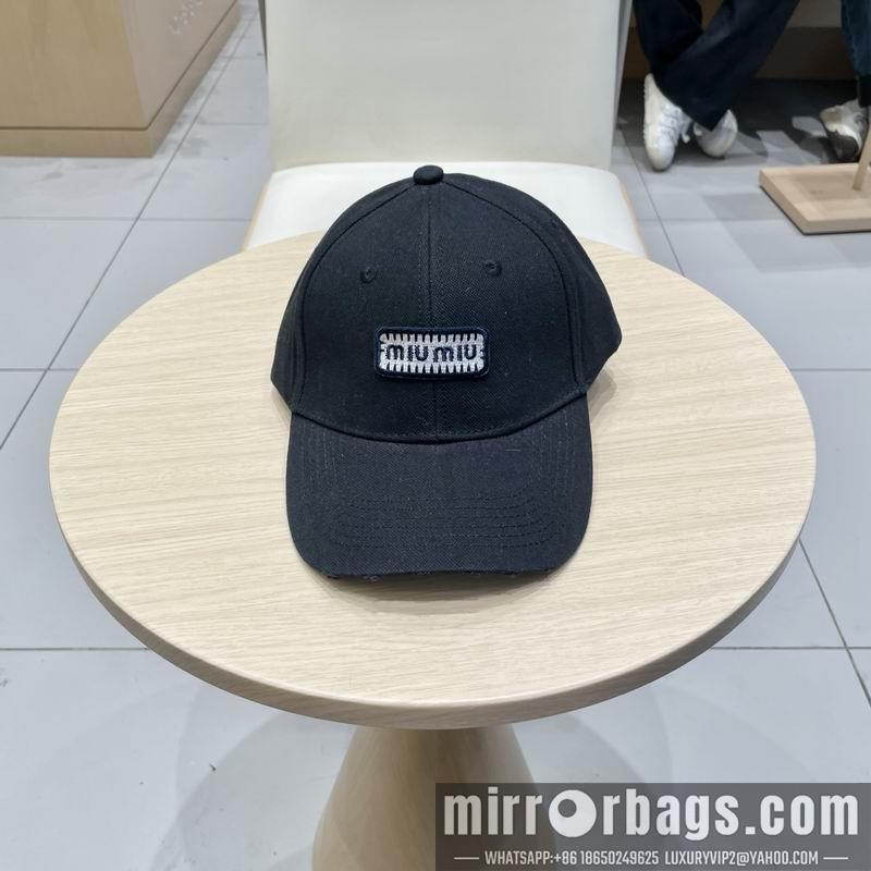 Miumiu Hat 040202